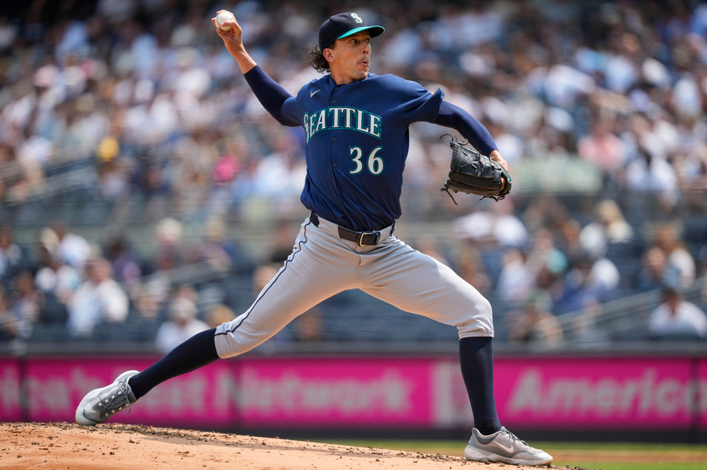 Seattle Mariners pitcher Logan Gilbert (36) throws during the first inning of a baseball game against the New York Yankees, Thursday, Aug. 13, 2026, in New York. (AP Photo/Yuki Iwamura)