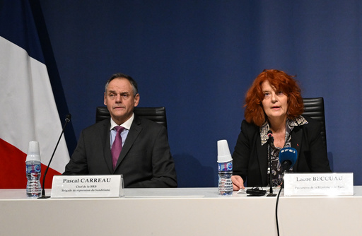 Head of the brigand of banditry repression Pascal Carreau, left, and Paris prosecutor Laure Beccuau speaks attend a news conference at the Paris courthouse Wednesday, Oct. 29, 2025, on the judicial investigation into the jewels robbery at the Louvre museum in Paris, France. (AP Photo/Emma Da Silva) Head of the brigand of banditry repression Pascal Carreau, left, and Paris prosecutor Laure Beccuau speaks attend a news conference at the Paris courthouse Wednesday, Oct. 29, 2025, on the judicial investigation into the jewels robbery at the Louvre museum in Paris, France. (AP Photo/Emma Da Silva)