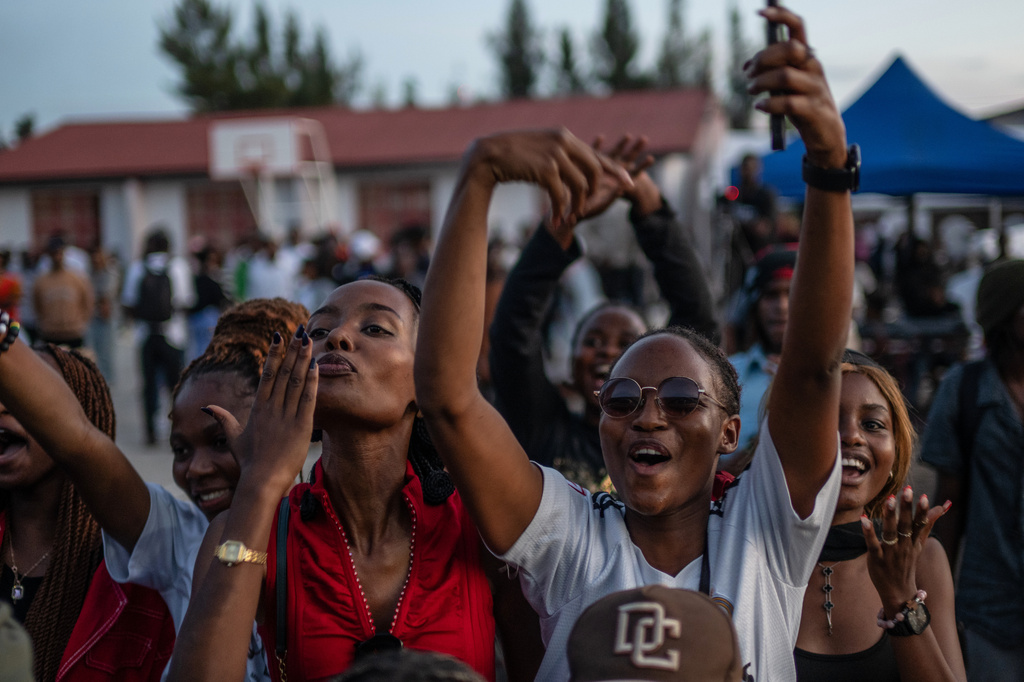 Fans cheer as rapper Clem Cleopatre performs in Goma, Democratic Republic of Congo, Saturday, March 28, 2026. (AP Photo/Moses Sawasawa)
