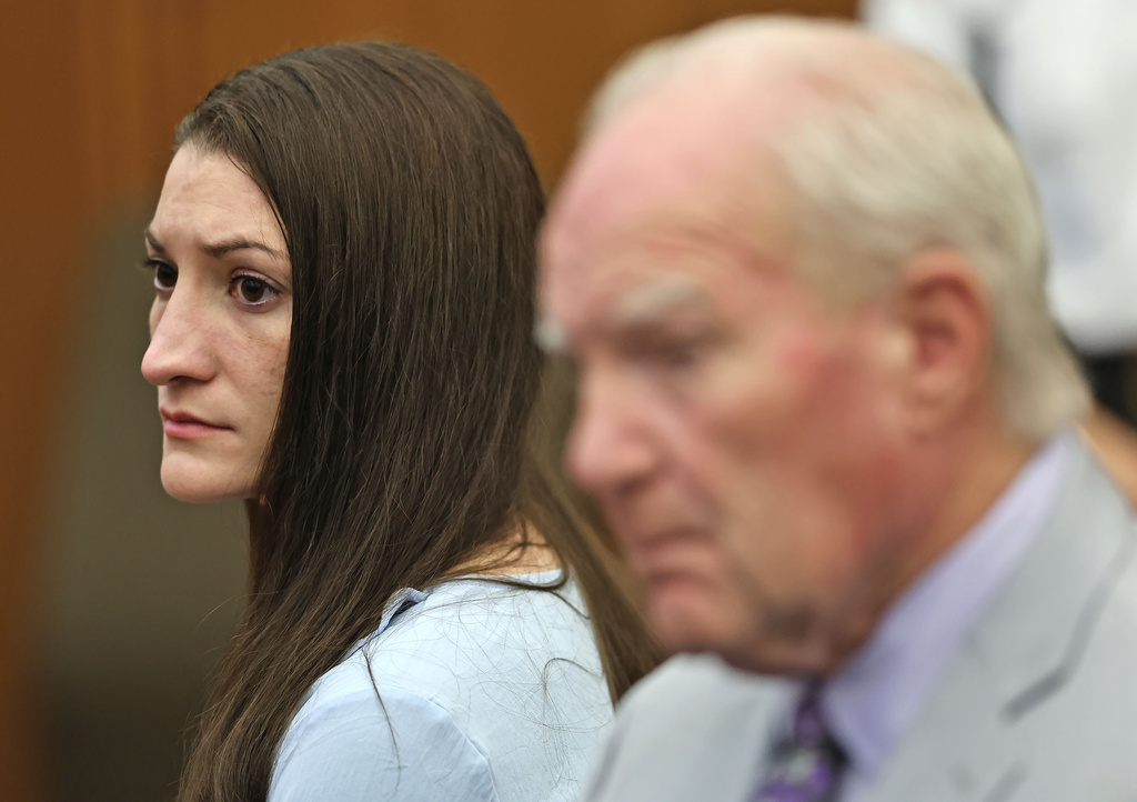 Lindsay Clancy and attorney Kevin Reddington watch as Judge William Sullivan tells the jury to keep discussing a possible verdict after jurors said for a second time they couldn't agree whether Lindsay Clancy was criminally responsible for killing her three children in 2023, Wednesday, Sept. 2, 2026, in Plymouth, Mass. (Greg Derr/The Patriot Ledger via AP, Pool)