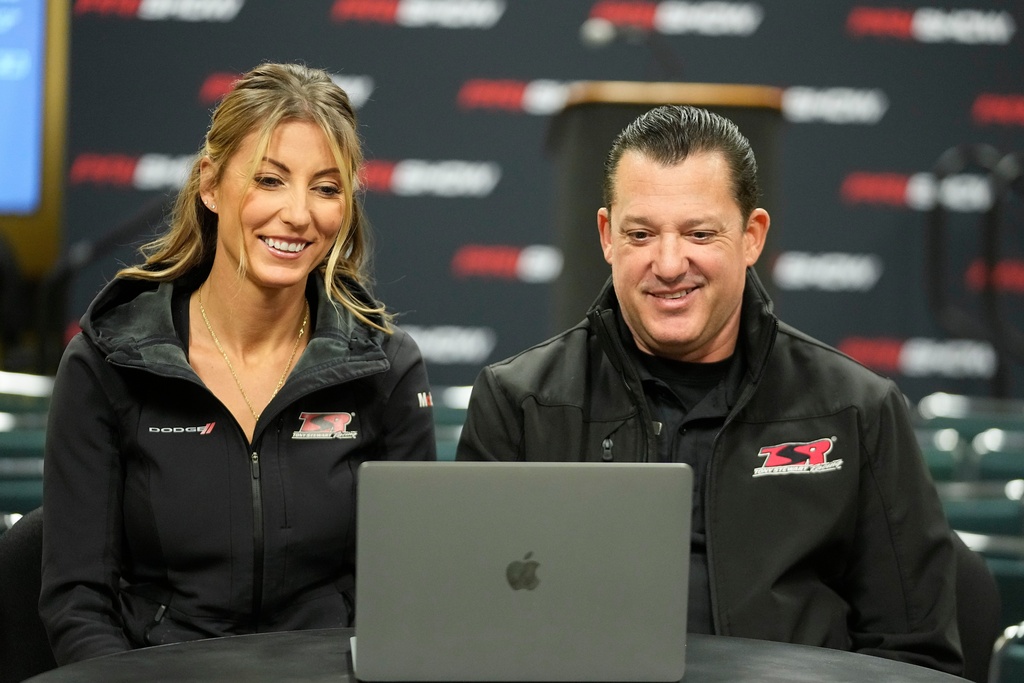 FILE - Leah Pruett and her husband Tony Stewart speak during a news conference, Thursday, Dec. 7, 2023, in Indianapolis. (AP Photo/Darron Cummings, File)